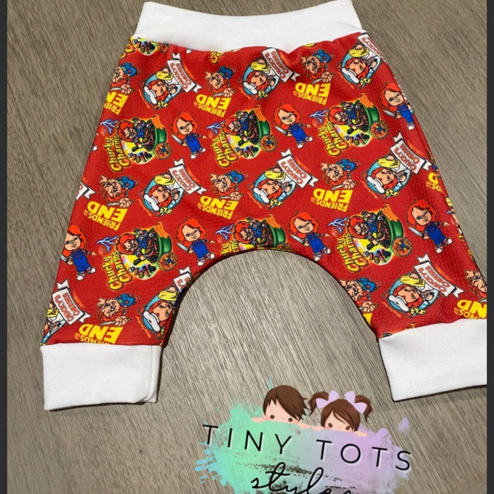 Chucky harem shorts